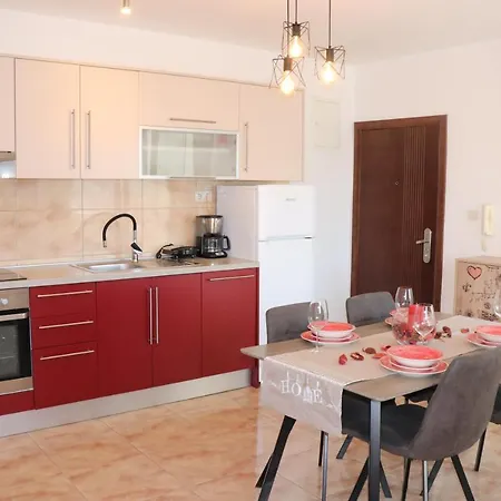Kikaso - Near Mall Of Split, Free Parking Спліт
