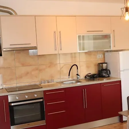 Kikaso - Near Mall Of Split, Free Parking