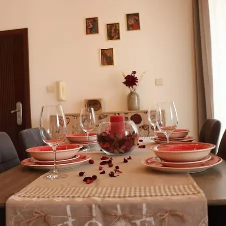 Kikaso - Near Mall Of Split, Free Parking דירה *