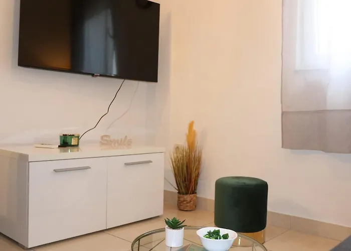 Lägenhet Kikaso - Near Mall Of Split, Free Parking Split